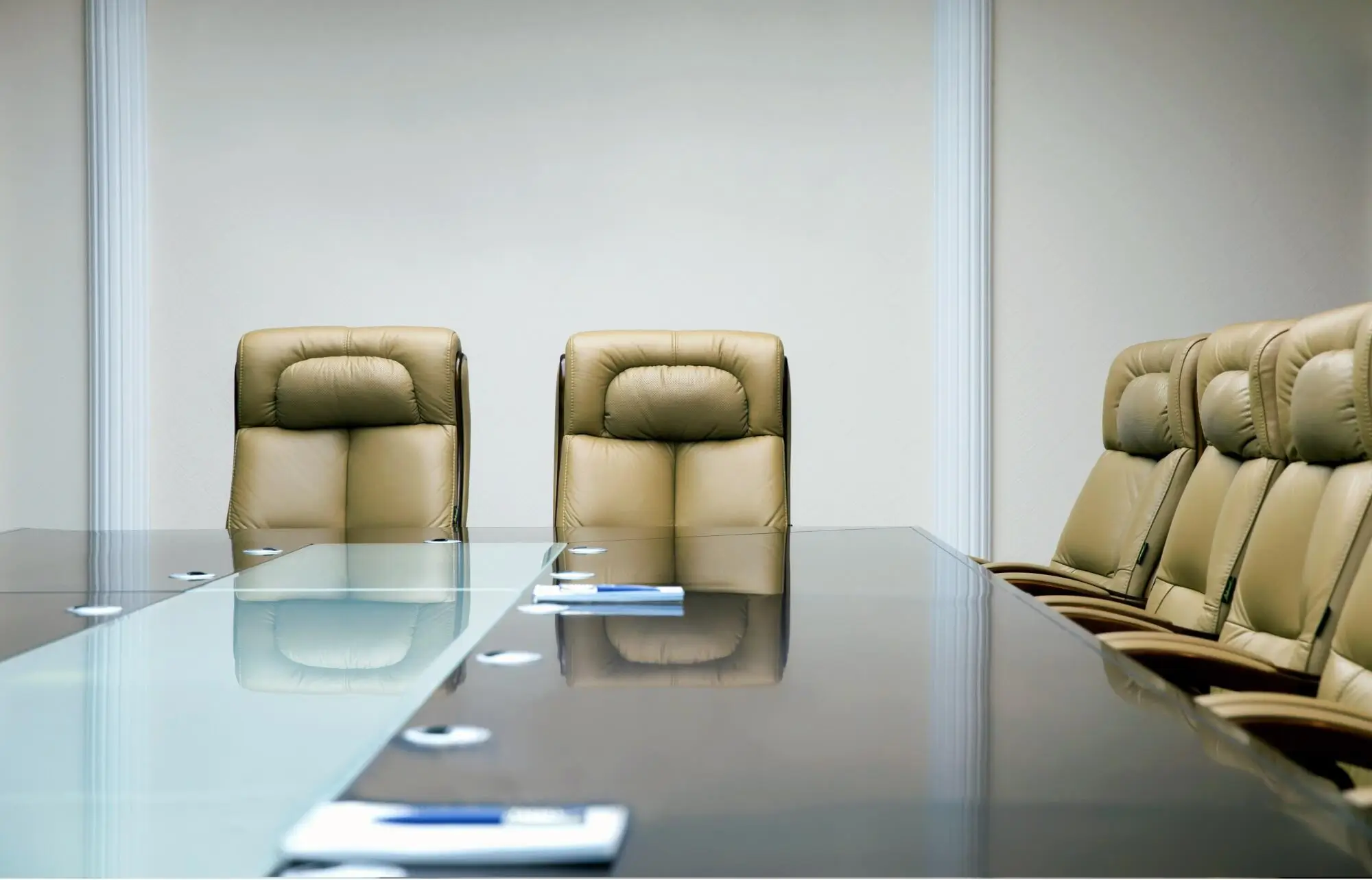 HOA Board Responsibilities: What Can They Do for Your Schaumburg, IL Community?